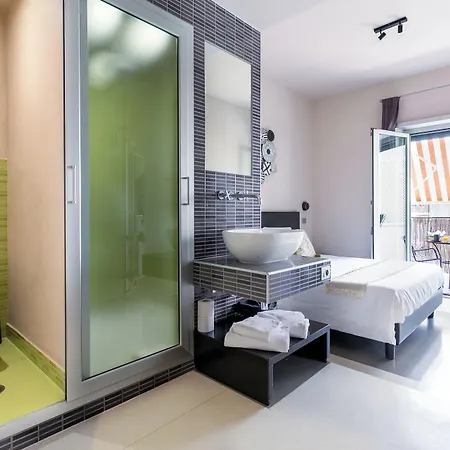 فندق مبيت وإفطار Moai 4*