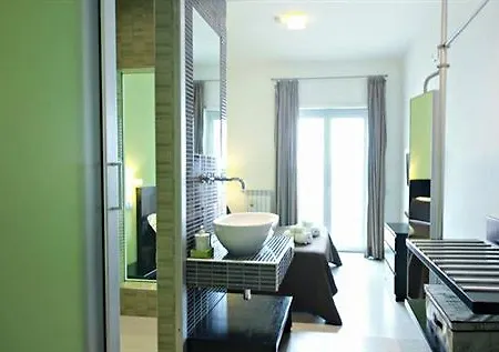 فندق مبيت وإفطار Moai 4*