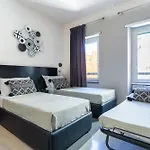 Moai Bed & Breakfast Rom