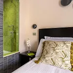 Moai Bed & Breakfast 4*