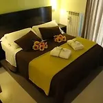 Moai 4*