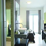 Bed & Breakfast Moai 4*