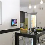 Bed & Breakfast Moai 4*