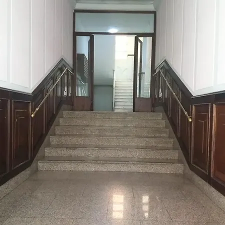 住宿加早餐酒店 摩艾之家酒店