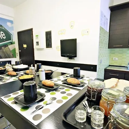 Bed & Breakfast Moai Rome