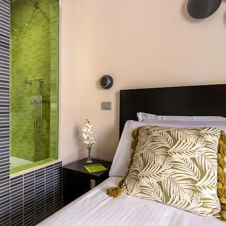 Moai Bed & Breakfast 4*