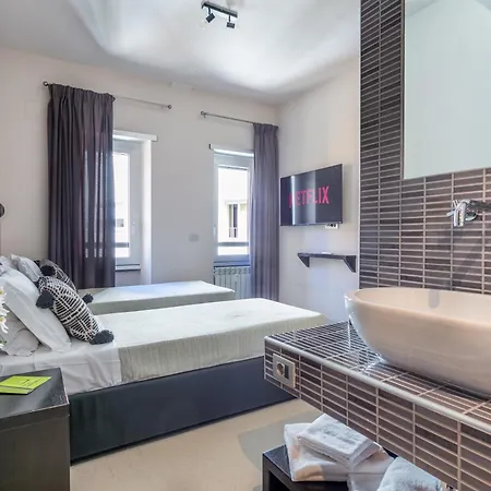 Moai Bed & Breakfast