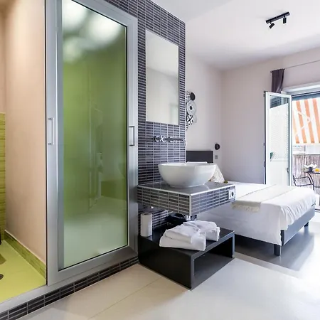 Moai Bed & Breakfast Rome