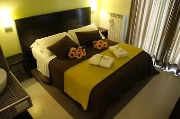 Moai 4*